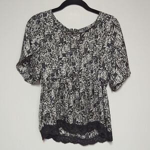 NWT Poetry Clothing Black and Gray Short Sleeve Blouse